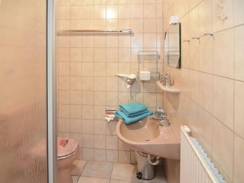 Cozy Apartment In Sieber With River Nearby