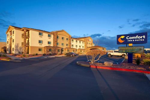 Hotel Comfort Inn & Suites Page
