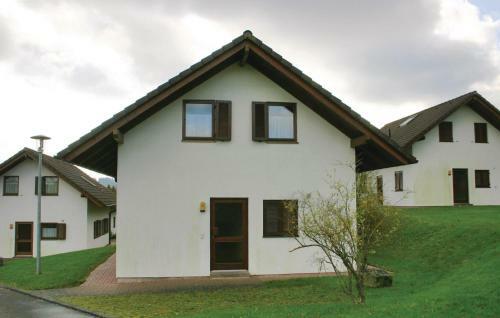 Five-bedroom Holiday Home Reimboldsh�user 05
