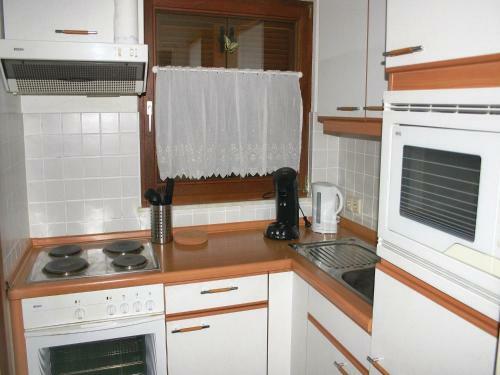 Five-bedroom Holiday Home Reimboldsh�user 05