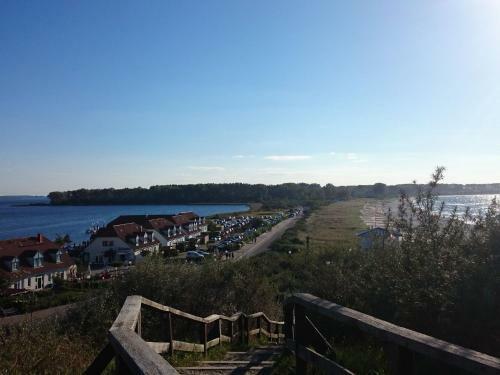Waterfront Bungalow In Pepelow Near Sea Beach