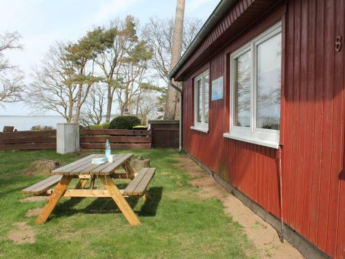 Waterfront Bungalow In Pepelow Near Sea Beach