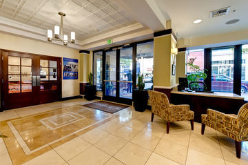 Hotel Wyndhamvr Harbour Lights
