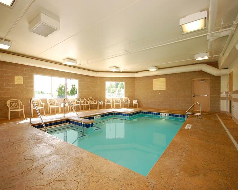 Hotel Comfort Inn & Suites