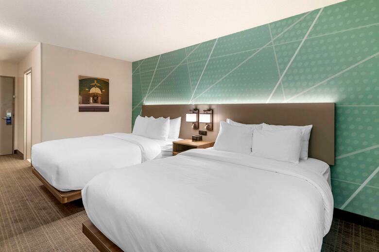 Hotel Comfort Inn & Suites