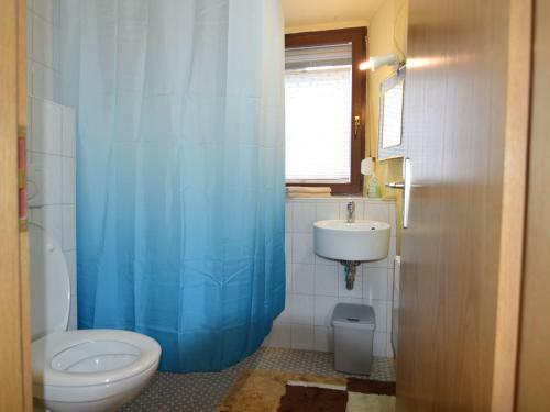 Charming Holiday Home In Neumagen-dhron Near Moezel