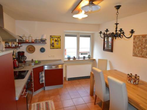 Charming Holiday Home In Neumagen-dhron Near Moezel