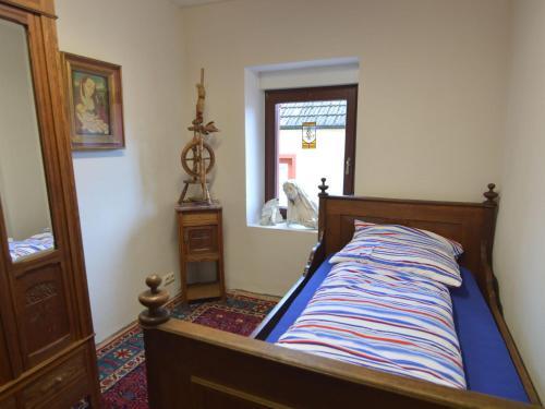 Charming Holiday Home In Neumagen-dhron Near Moezel