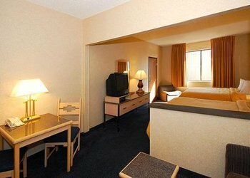 Hotel Comfort Suites Old Town
