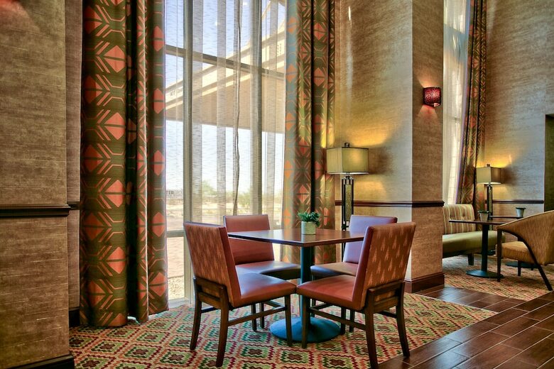 Hotel Hampton Inn And Suites Scottsdale Riverwalk