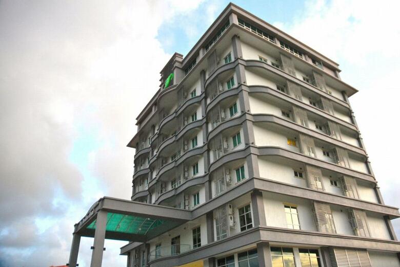 El Pavilion Hotel