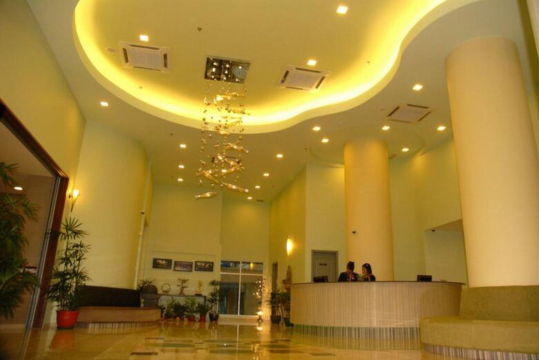 El Pavilion Hotel