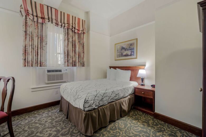 Best Western Plus Pioneer Square Hotel
