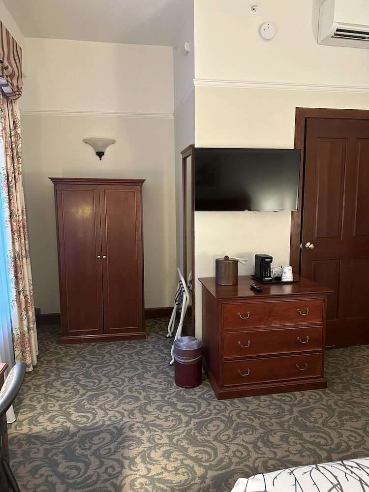Best Western Plus Pioneer Square Hotel