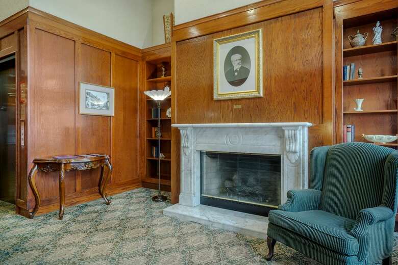Best Western Plus Pioneer Square Hotel