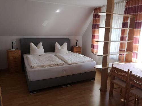 Hostal Hotel-pension Arndt