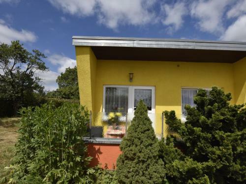 Beautiful Bungalow In Kropelin Near Sea
