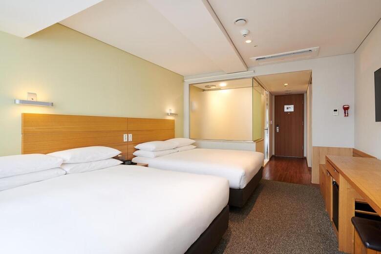 Nine Tree Hotel Myeongdong