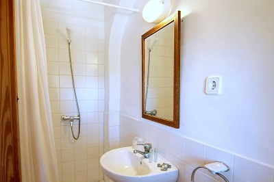 Petit Hotel Hostatgeria La Victoria