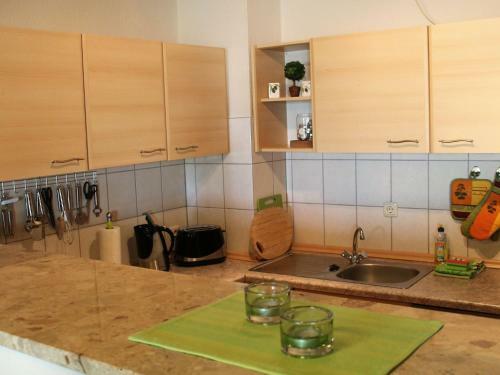 Zum T�nzelnden Pony Gro�