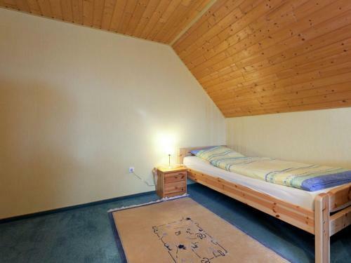 Cozy Apartment In Gerolstein With Garden