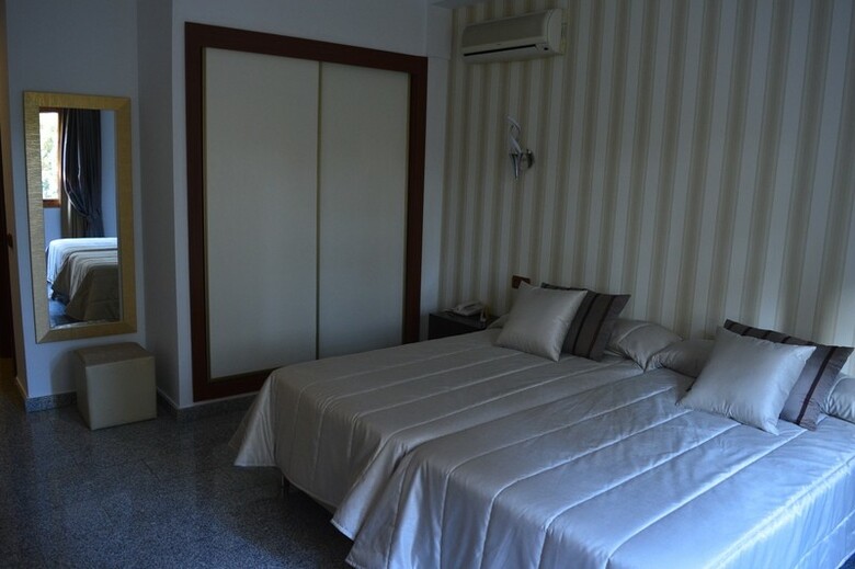 Hotel Plaza Del Castillo