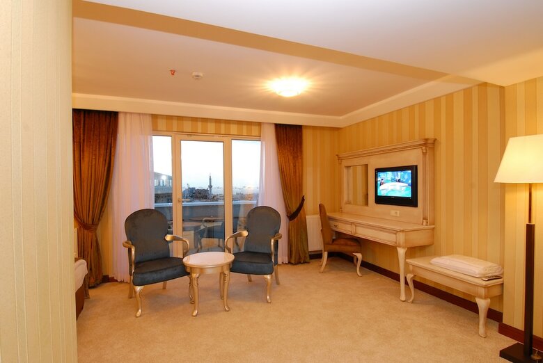 Mosaic Hotel