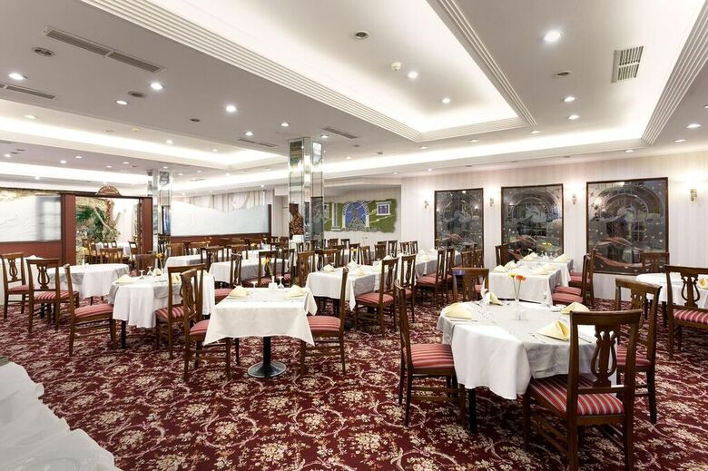 Grand Anka Hotel