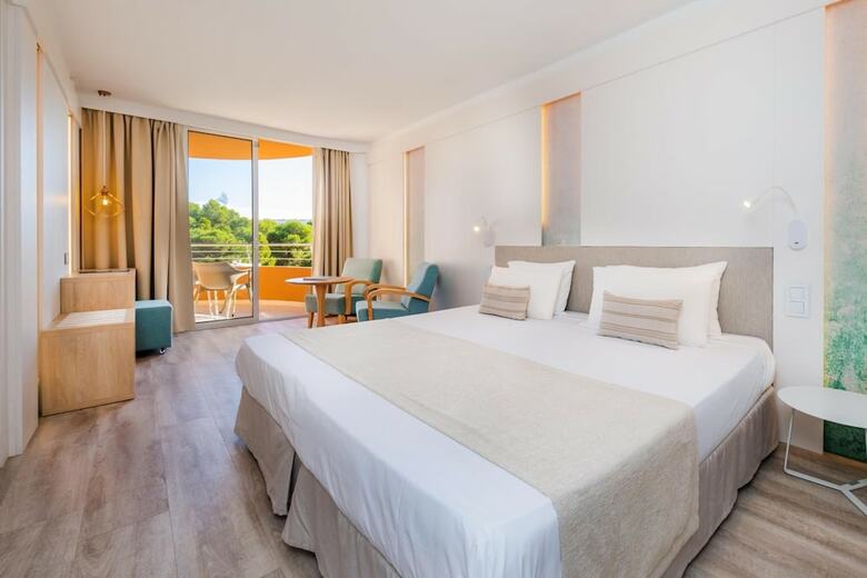 Aparthotel Marins Cala Nau