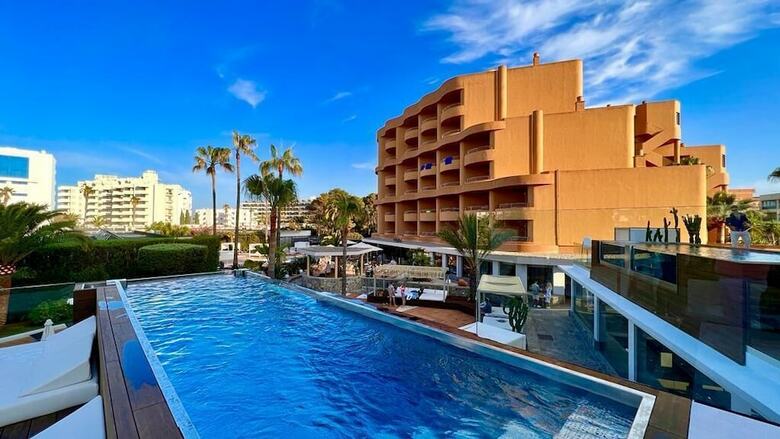 Aparthotel Marins Cala Nau