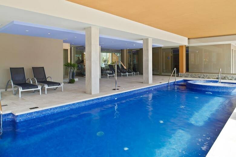 Aparthotel Marins Cala Nau
