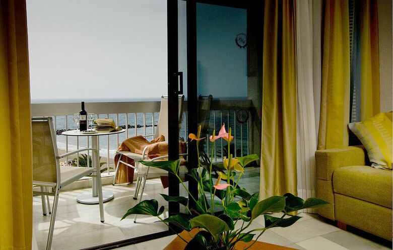 Apartamentos Palm Beach Tenerife