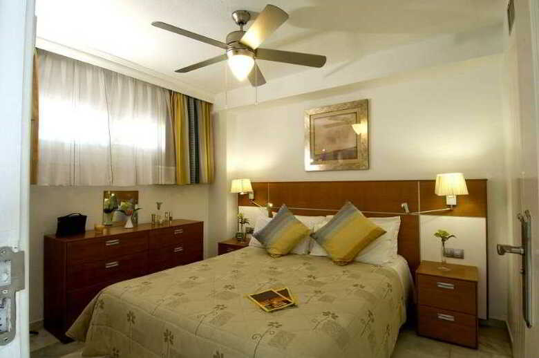 Apartamentos Palm Beach Tenerife