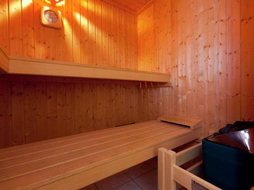 Modern Apartment In Bolsdorf With Sauna