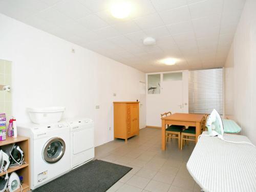 Beautiful Holiday Home In Bollenford Near Forest