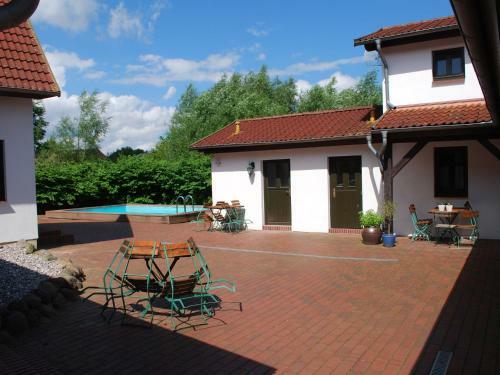 Comfortable Apartment In Dargun Mecklenburg With Garden