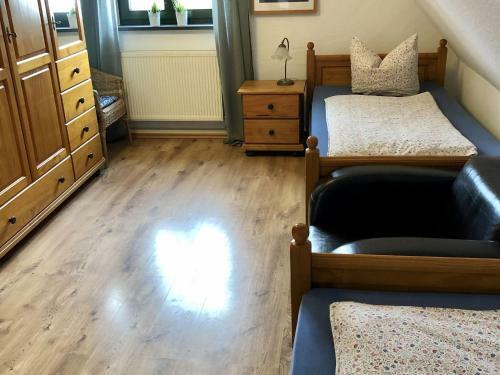 Spacious Apartment In Dargun Mecklenburg With Swimming Pool