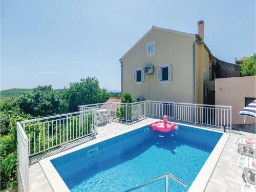 Four-bedroom Holiday Home In Babino Polje