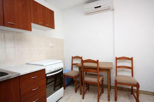 Apartment Sobra 4926b