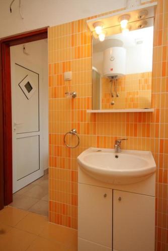 Apartment Zdrelac 8427b