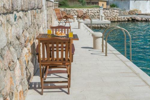 Apartment Baric Draga 15583b