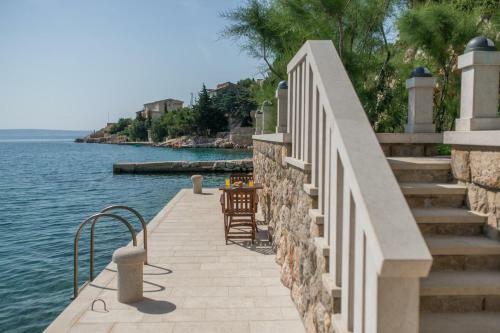 Apartment Baric Draga 15583b