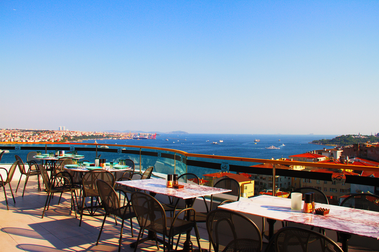 Opera Hotel