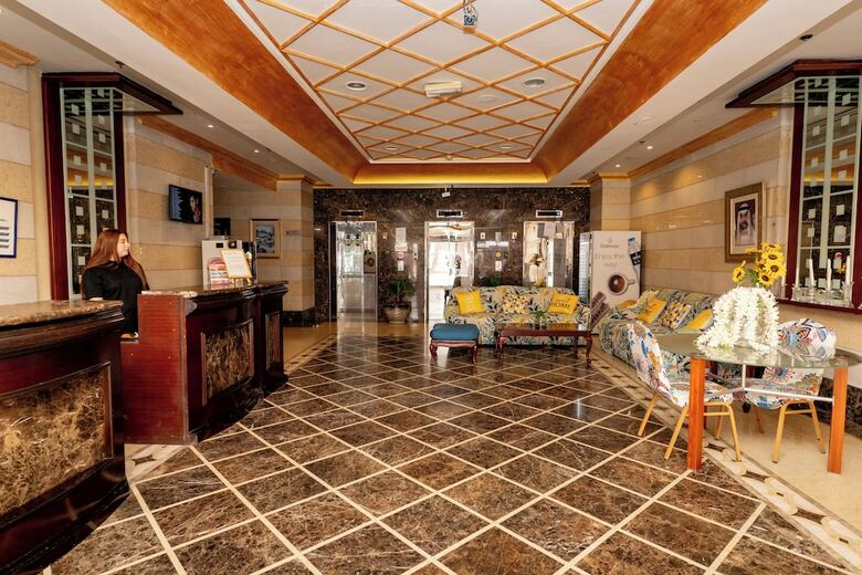 Al Raya Hotel Apartments