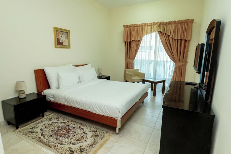 Al Raya Hotel Apartments