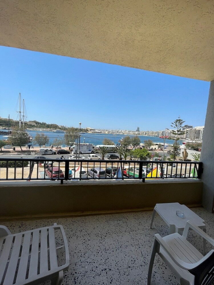 Sliema Marina Hotel