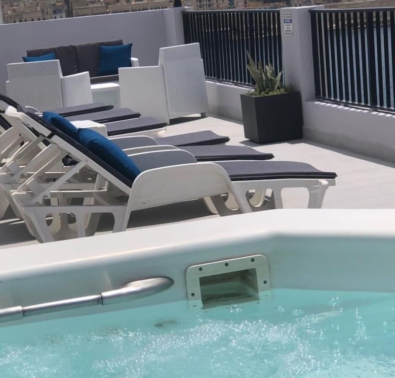 Sliema Marina Hotel