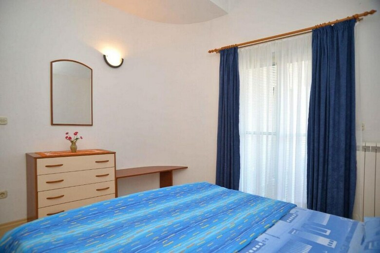 Apartments Divna