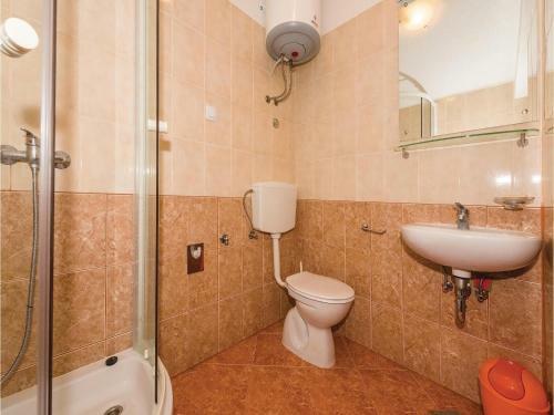 Two-bedroom Apartment In Bilice