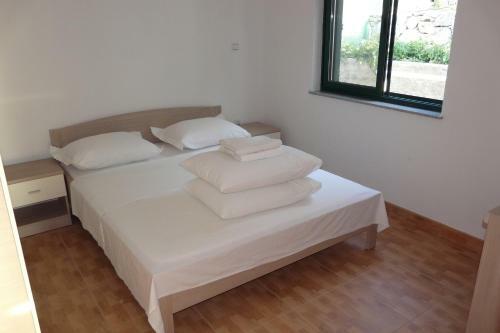 Apartments Mala